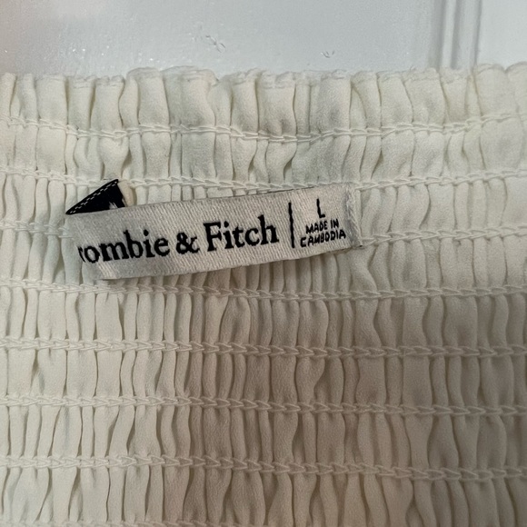 Abercrombie & Fitch Twist Front Flutter Sleeve blouse with ruched back White L - Picture 5 of 6